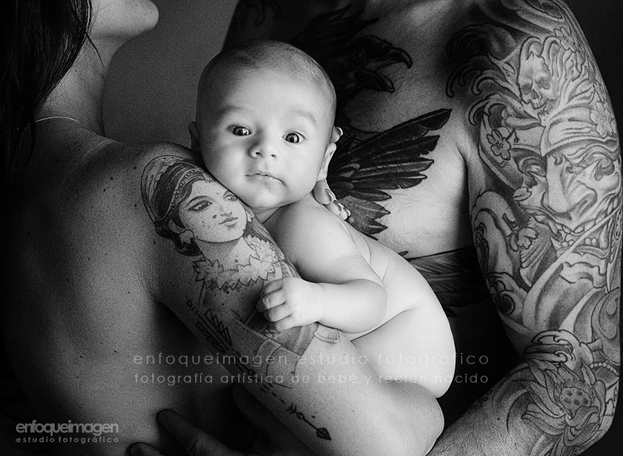 reportaje fotográfico recién nacido, fotografía de bebés, fotografía familia, newborn photography, artistic baby portrait